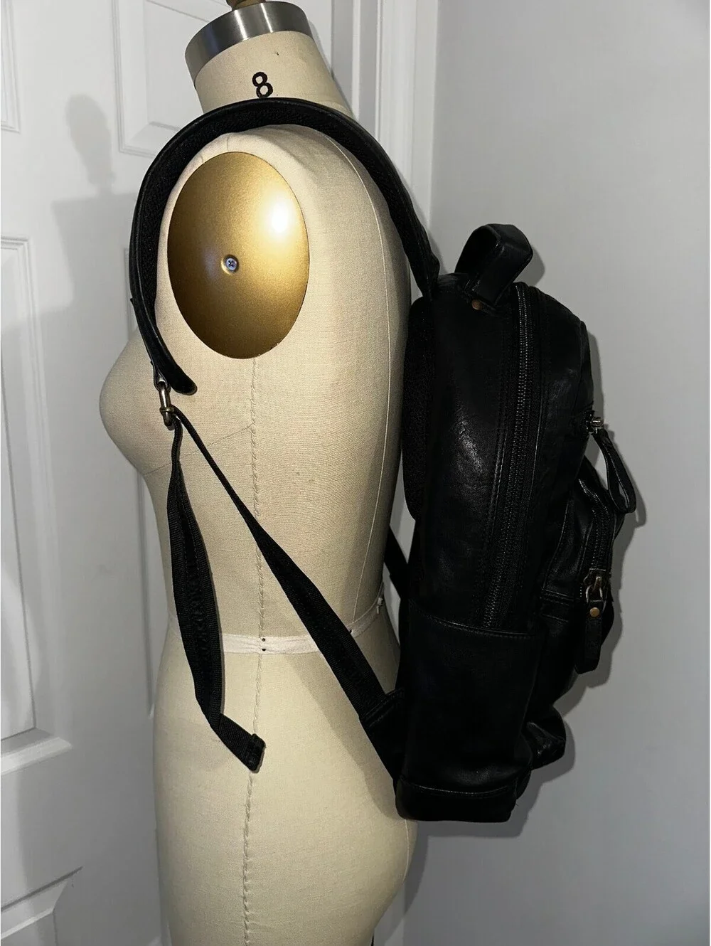 Chaps Black Leather Backpack Men's Inner & Outer Pockets